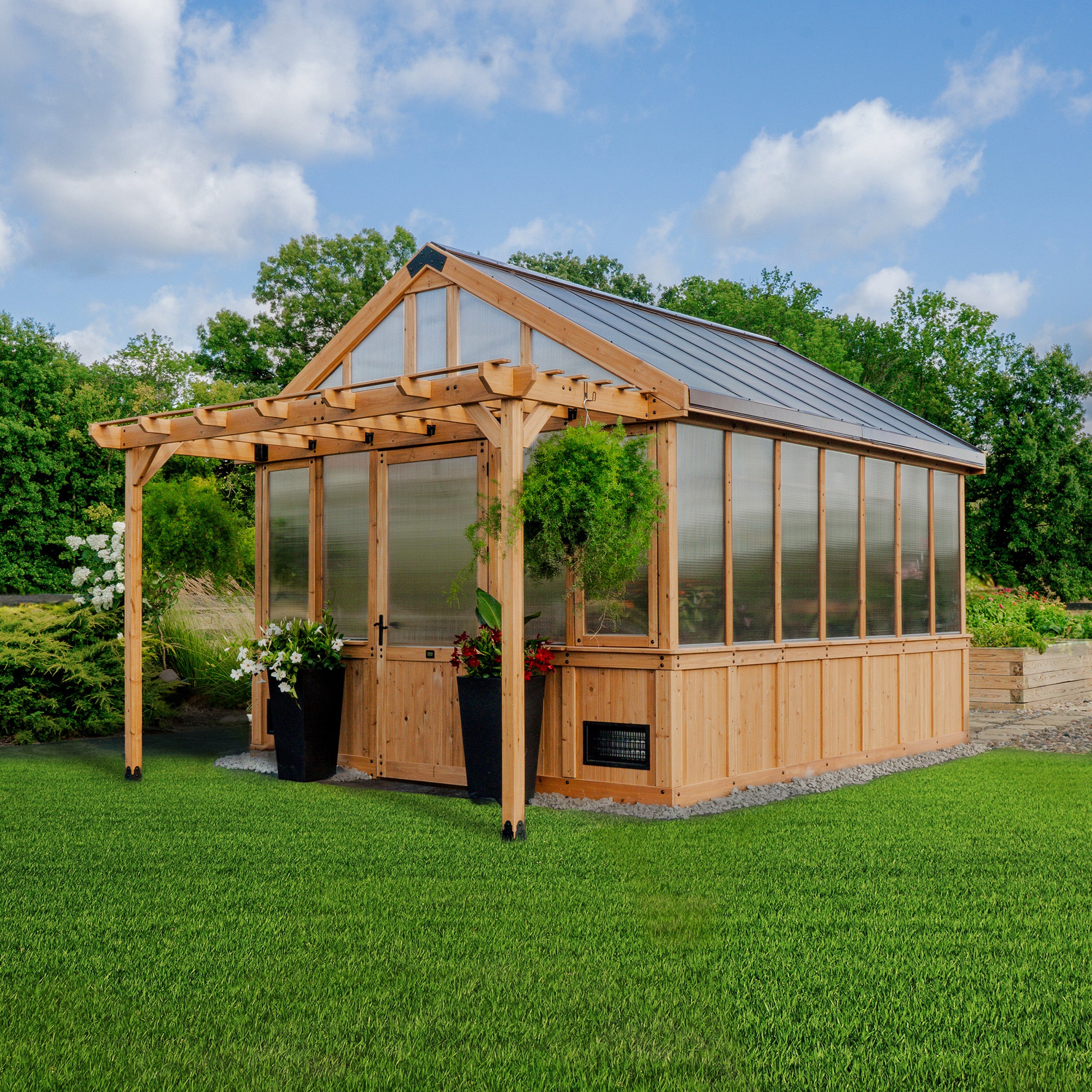 3.9m X 3.5m Bellerose XL Greenhouse
