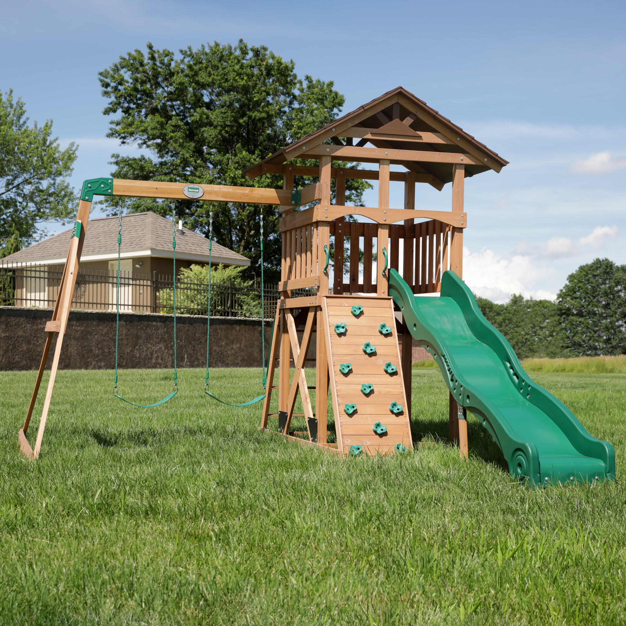 Lightning Ridge Play Centre Swing Set