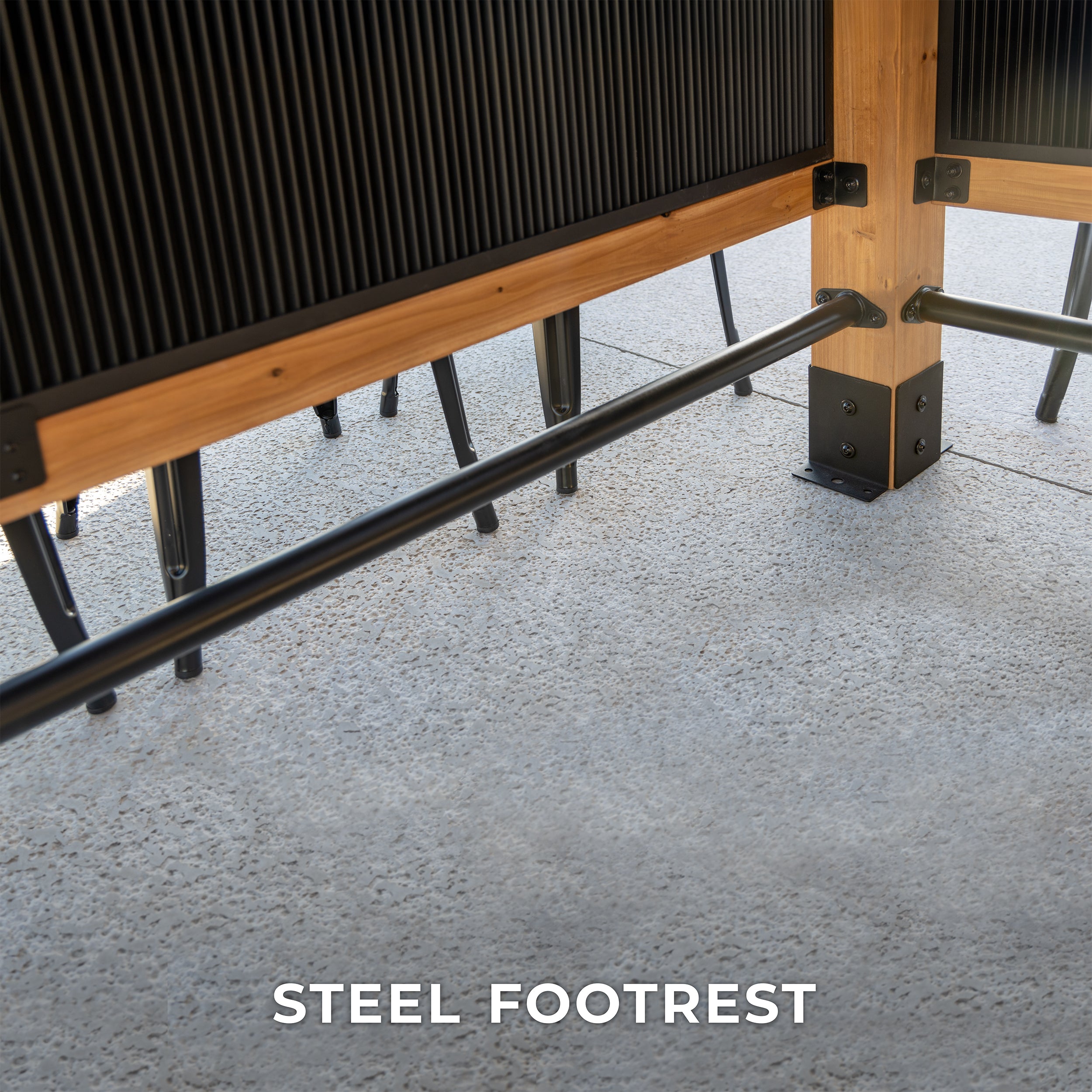 Palisade Outdoor Bar with steel footrest