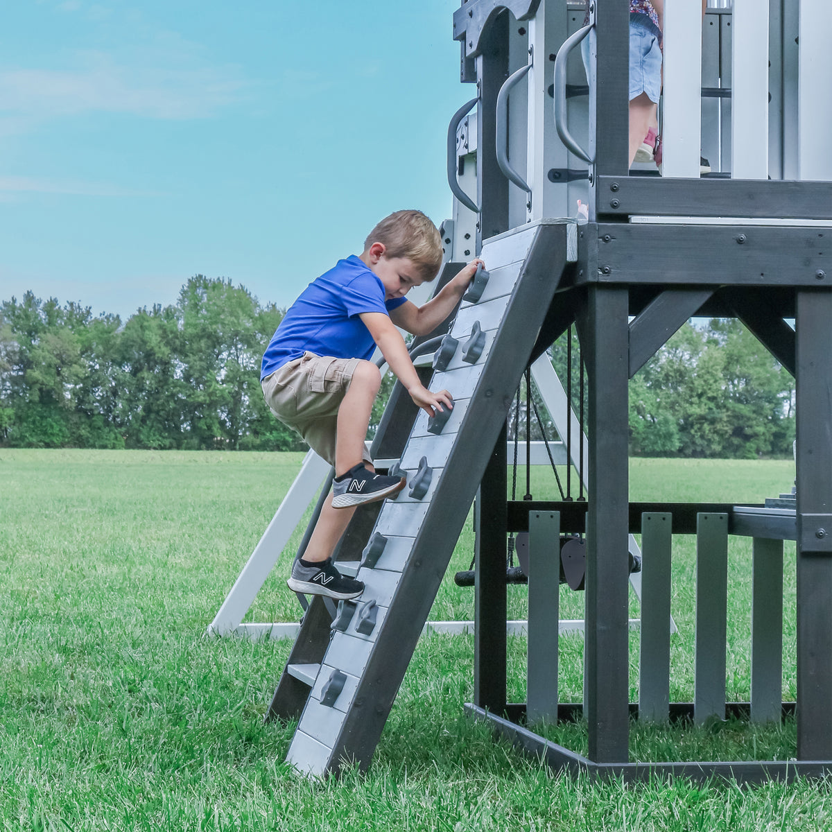Whispering Point Play Centre Swing Set