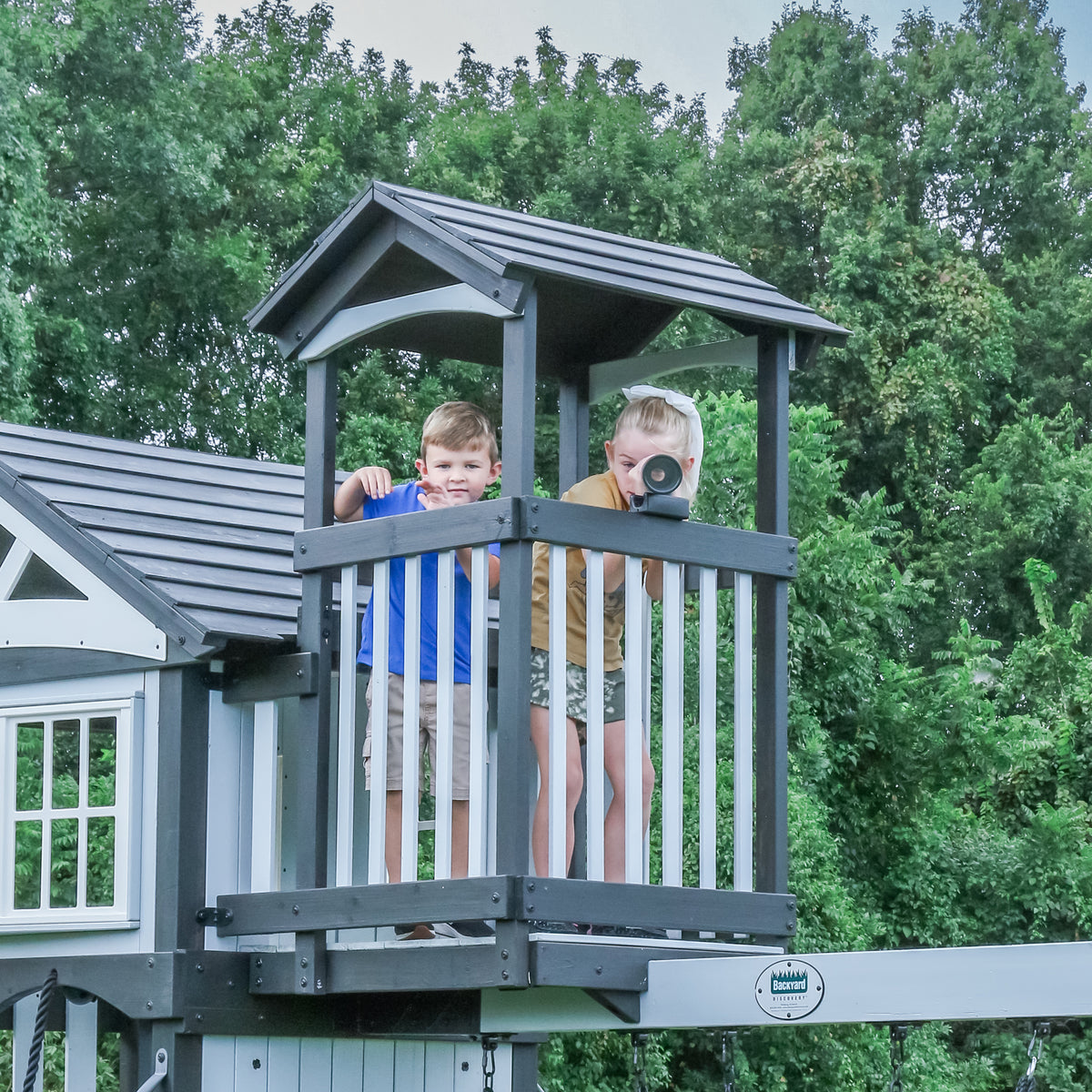 Whispering Point Play Centre Swing Set